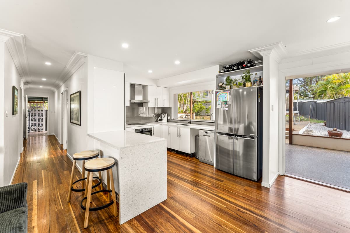 3 Lyric Street, Cannon Hill QLD 4170, Cannon Hill - Thumbnail 2