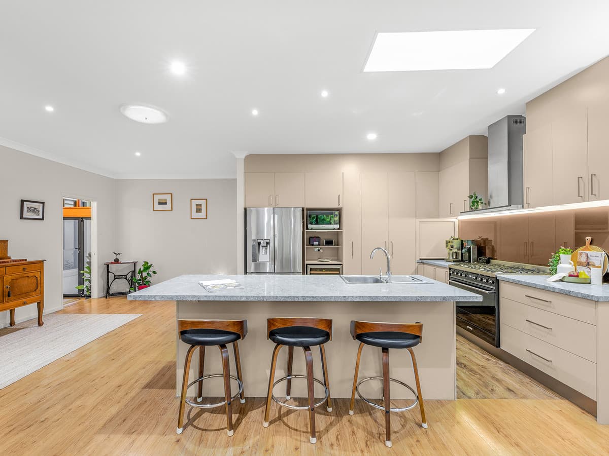 35 Burnside Crescent, Westlake QLD 4074, Westlake - Thumbnail 4