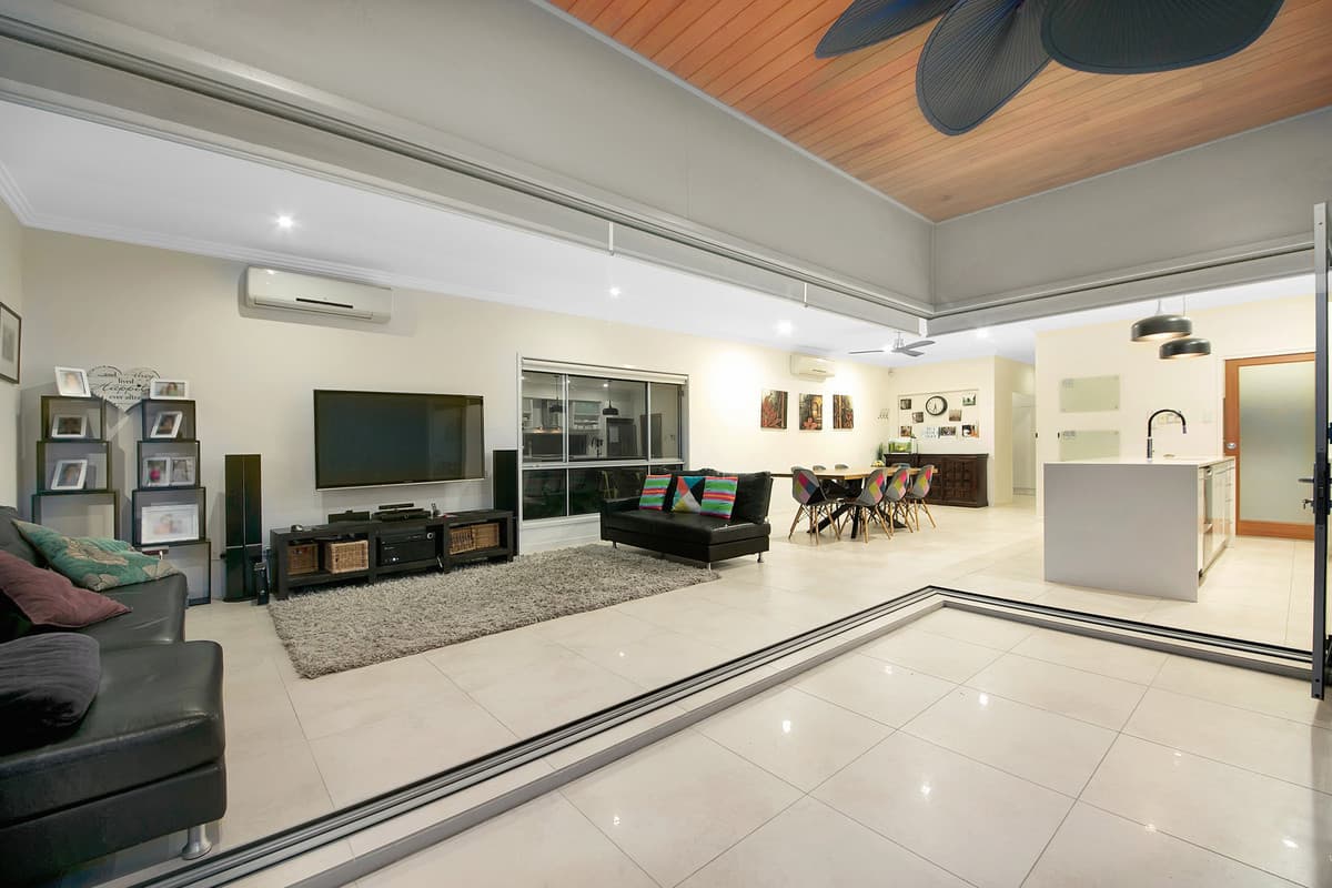 69 Lancelot Street, Tennyson QLD 4105, Tennyson - Thumbnail 5