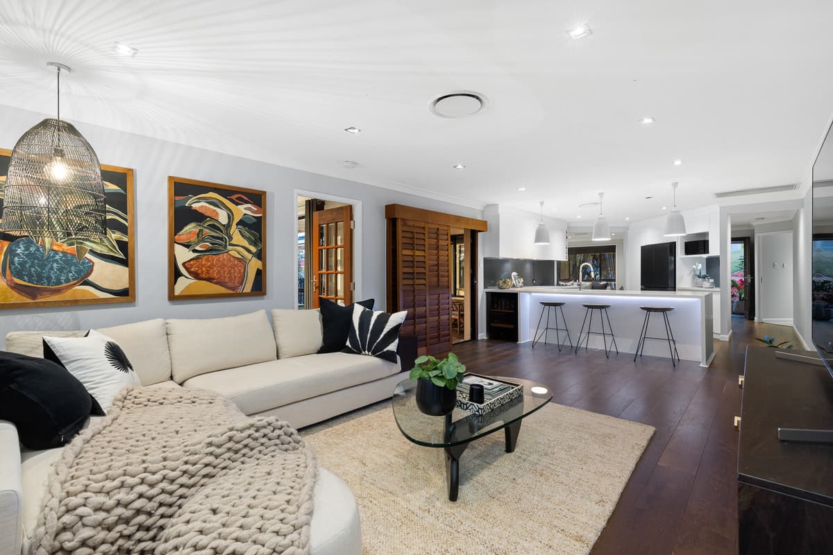 3 Cherry Close, Sinnamon Park QLD 4073, Sinnamon Park - Thumbnail 2