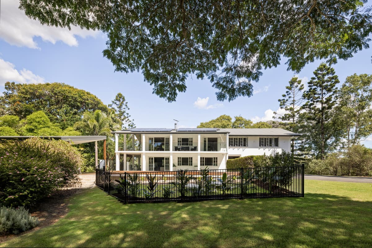 20 Royston Street, Brookfield QLD 4069, Brookfield - Thumbnail 2