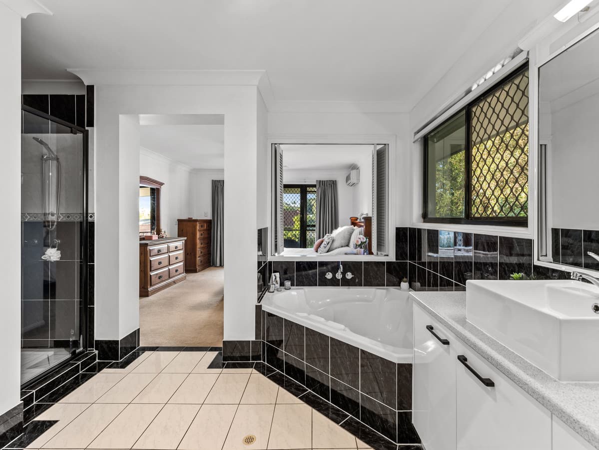29 Maitland Street, Forest Lake QLD 4078, Forest Lake - Thumbnail 4