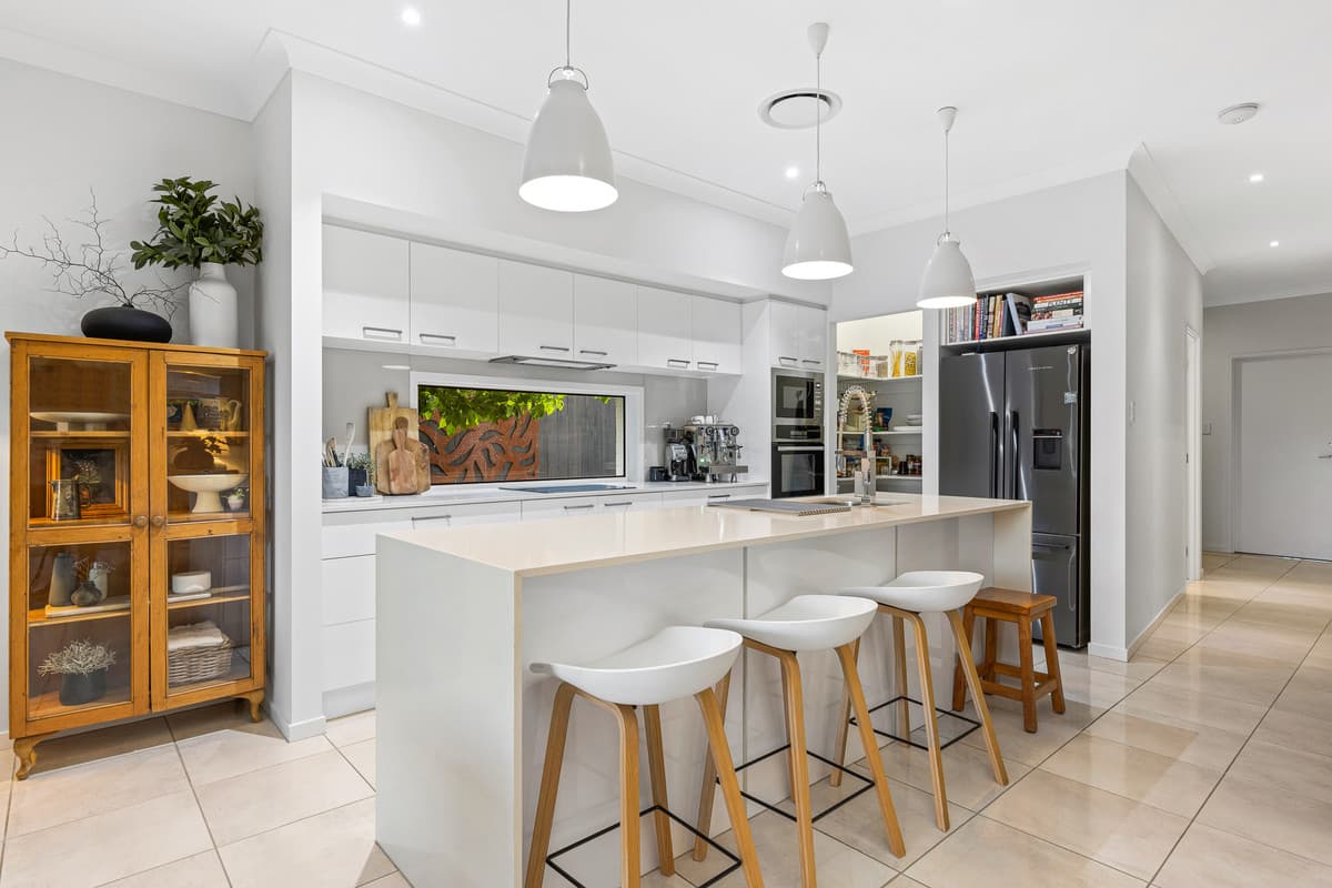 78 Burns Parade, Chapel Hill QLD 4069, Chapel Hill - Thumbnail 5