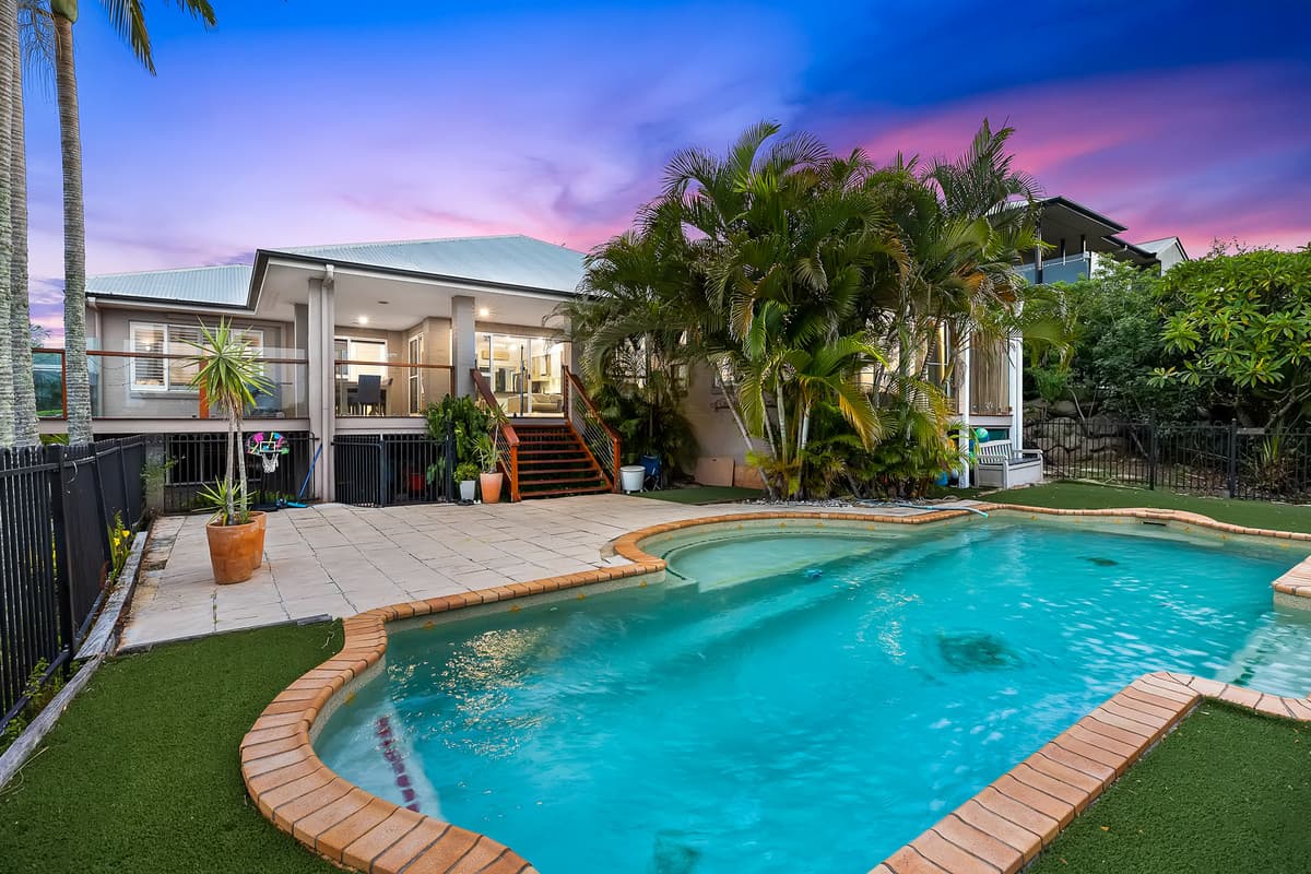 1 Leopard Tree Crescent, Sinnamon Park QLD 4073, Sinnamon Park - Thumbnail 4