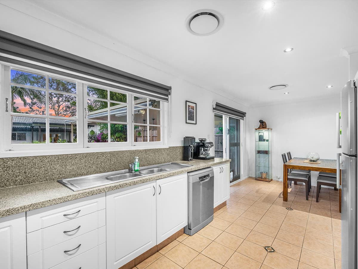 19 Cottesmore Street, Fig Tree Pocket QLD 4069, Fig Tree Pocket - Thumbnail 7