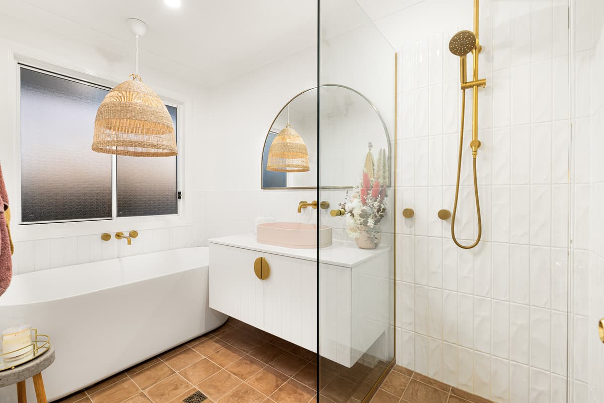 18 Bedarra Street, Redland Bay QLD 4165, Redland Bay - Thumbnail 3