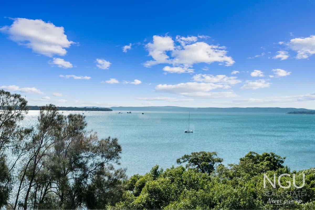 14 Broadwater Terrace, Redland Bay QLD 4165, Redland Bay - Thumbnail 4