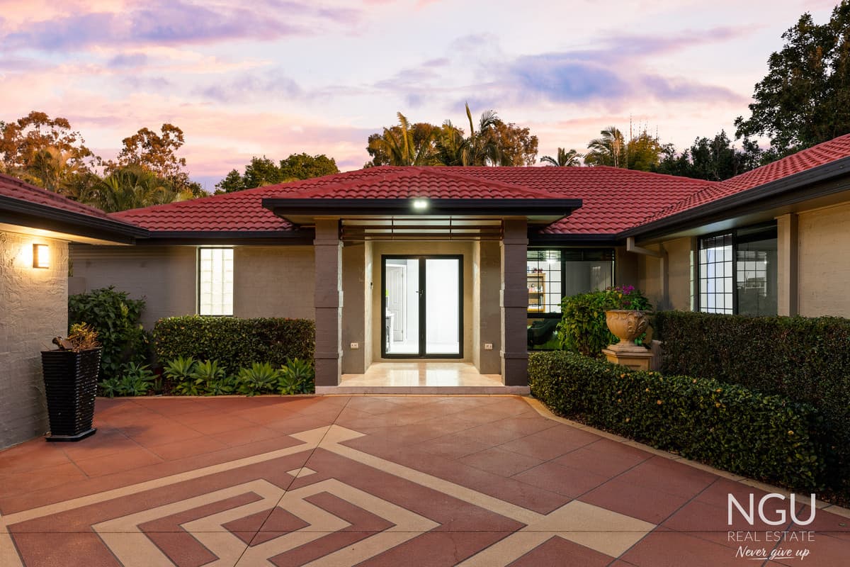 16 Coachwood Crescent, Forest Lake QLD 4078, Forest Lake - Thumbnail 2