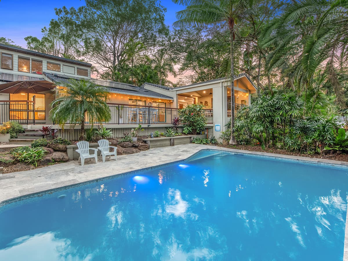 2 Forrest Court, Mount Ommaney QLD 4074, Mount Ommaney - Image 1