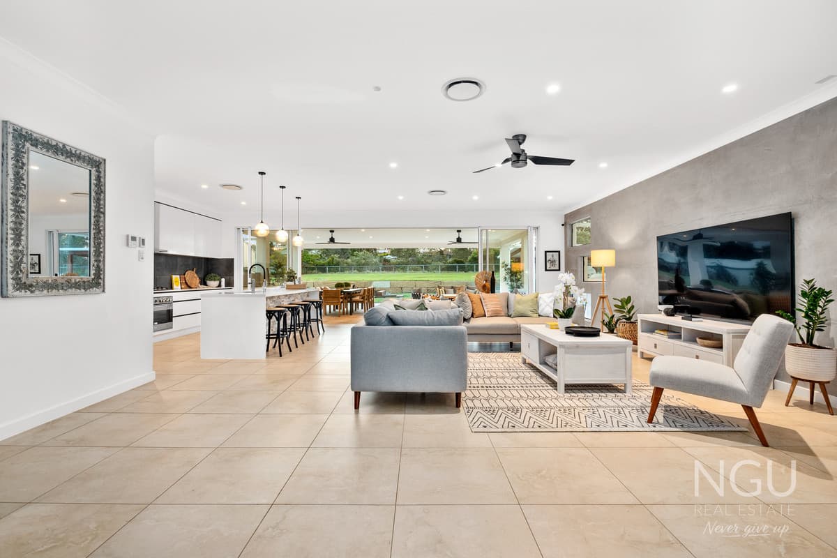 12 Water Front Drive, Karalee QLD 4306, Karalee - Thumbnail 6