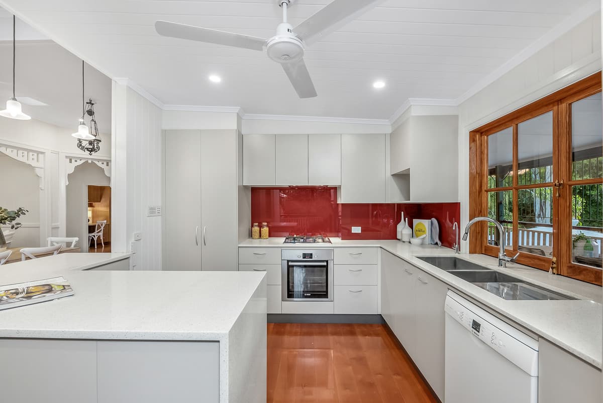 9 Carrington Road, Indooroopilly QLD 4068, Indooroopilly - Thumbnail 4