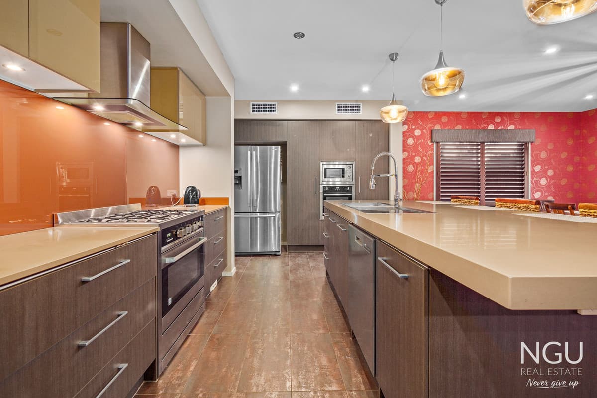 32 Morfontaine Street, North Lakes QLD 4509, North Lakes - Thumbnail 5