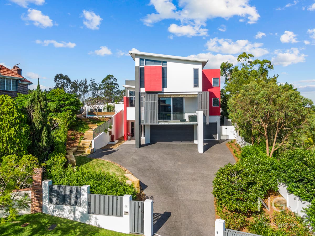 19 Lunar Place, Bridgeman Downs QLD 4035, Bridgeman Downs - Thumbnail 3