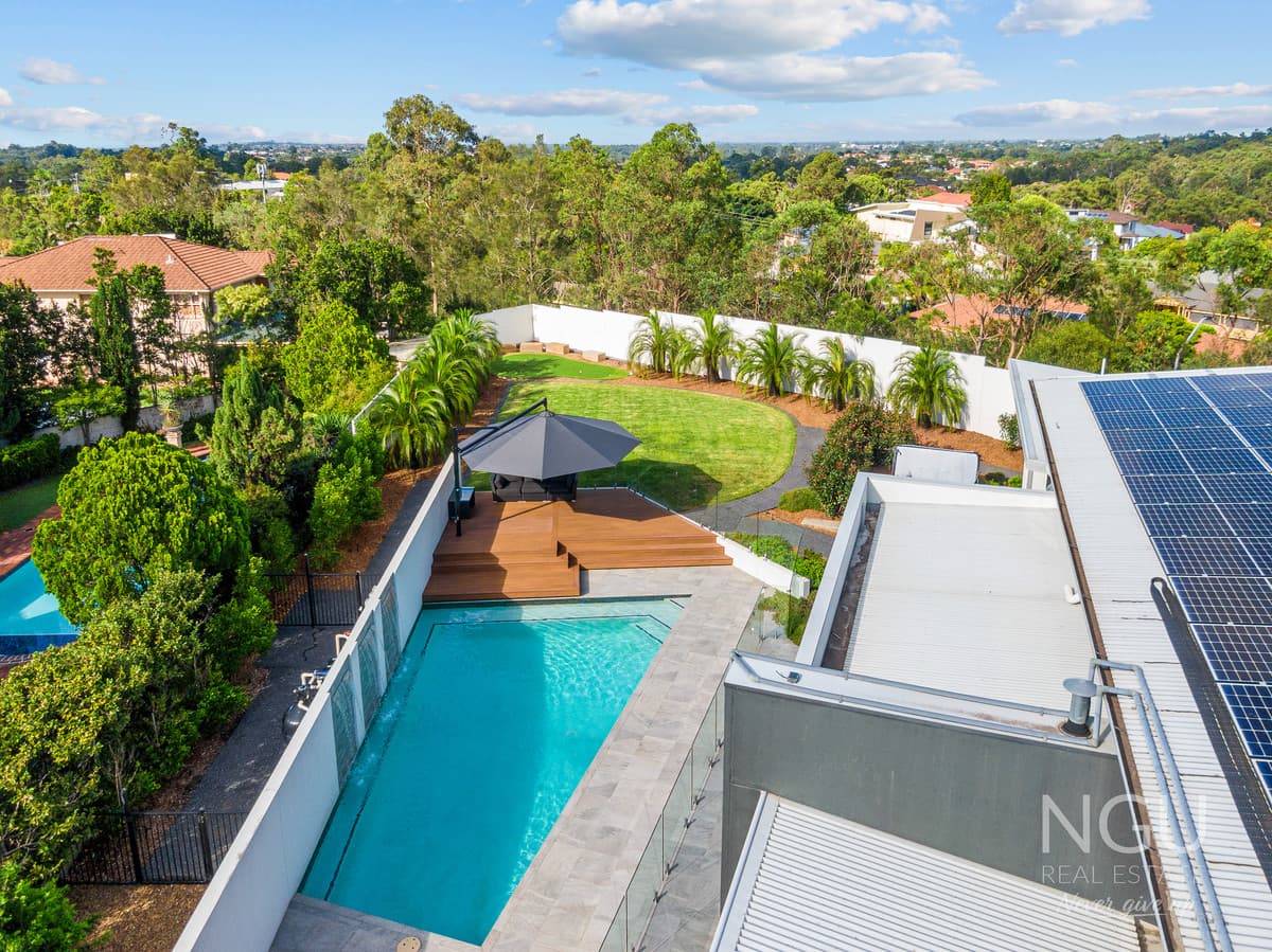 19 Lunar Place, Bridgeman Downs QLD 4035, Bridgeman Downs - Thumbnail 6