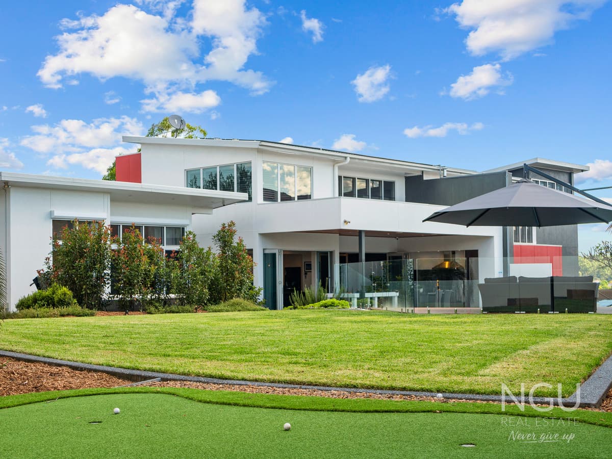 19 Lunar Place, Bridgeman Downs QLD 4035, Bridgeman Downs - Thumbnail 7