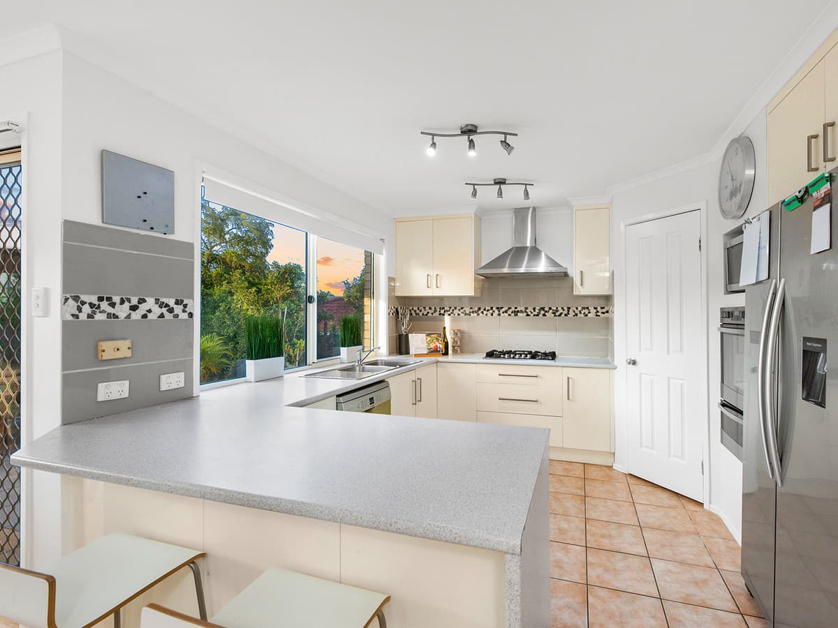56 Jason Street, Sinnamon Park QLD 4073, Sinnamon Park - Thumbnail 6