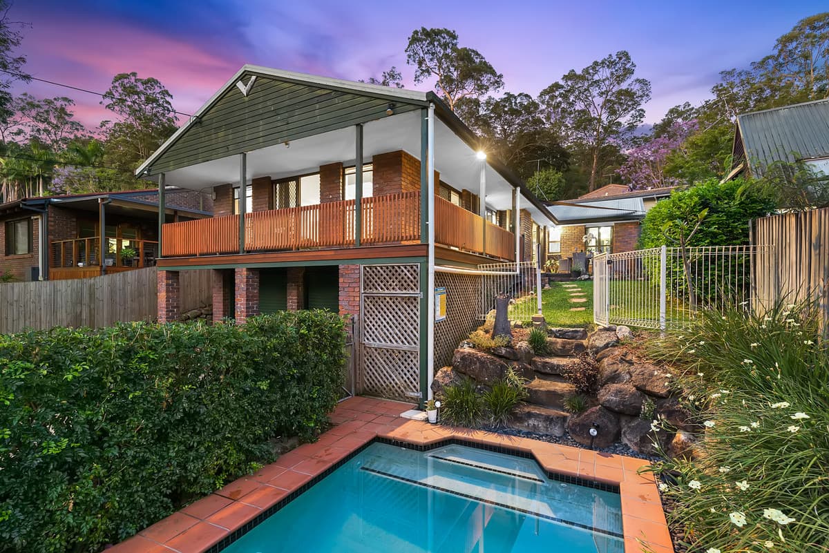 15 Struan Street, Chapel Hill QLD 4069, Chapel Hill - Image 1