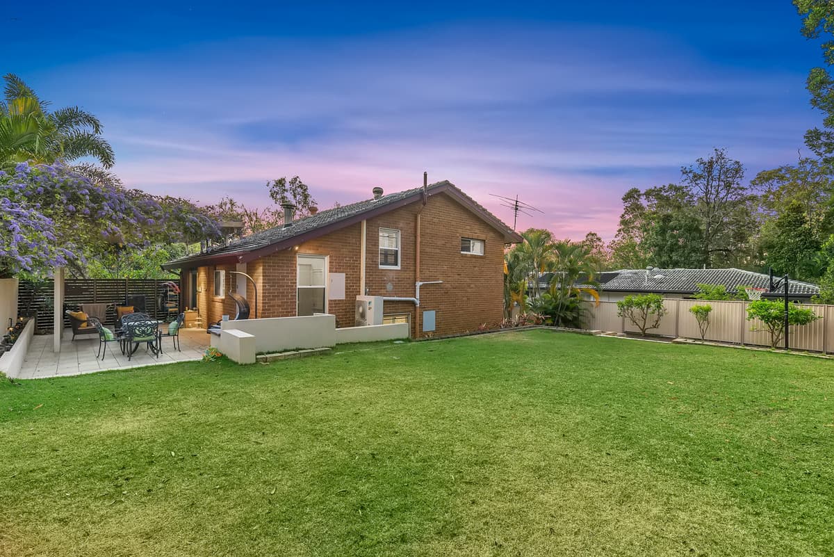 25 Cadiz Street, Indooroopilly QLD 4068, Indooroopilly - Thumbnail 2