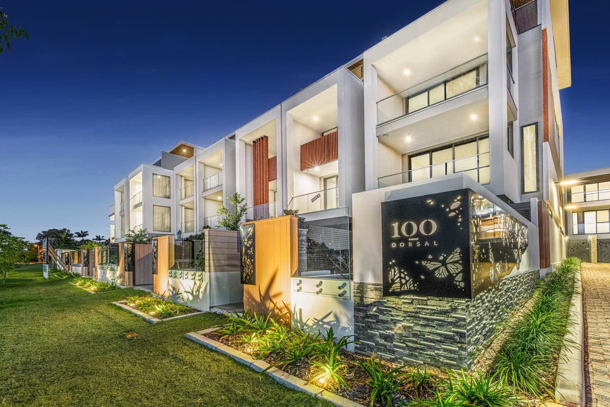 1 / 100 Dorsal Drive, Birkdale QLD 4159, Birkdale - Thumbnail 2