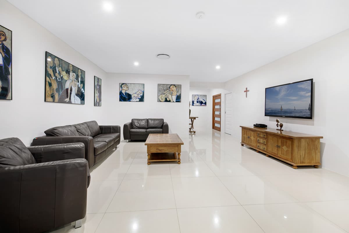 11a Viscount Drive, Tallai QLD 4213, Tallai - Thumbnail 6
