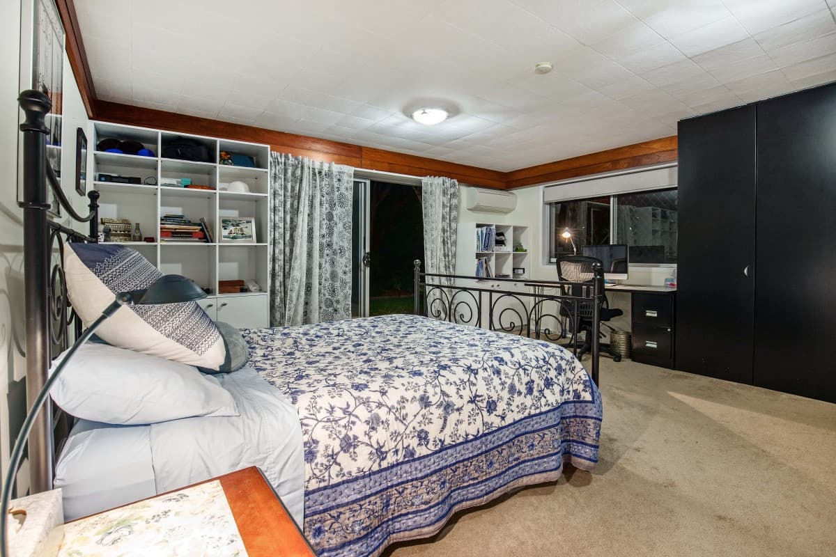 8 Cadiz Street, Indooroopilly QLD 4068, Indooroopilly - Thumbnail 3