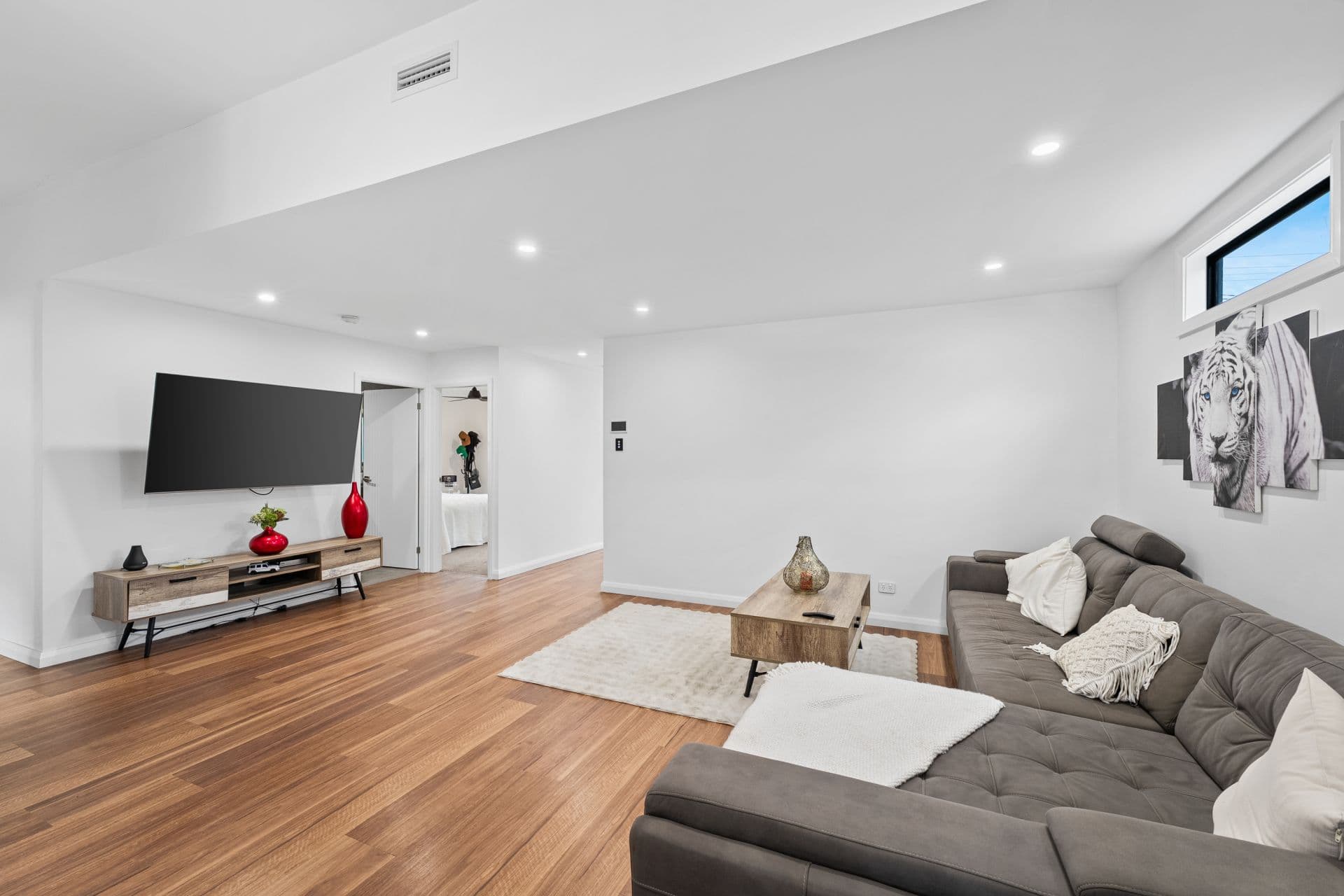 28 Marlborough Place, Berkeley Vale, Berkeley Vale - Thumbnail 8