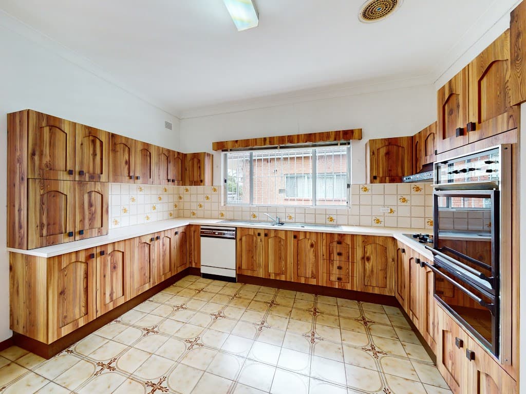 16 Robertson Street, Campsie, NSW, 2194, Campsie - Thumbnail 4