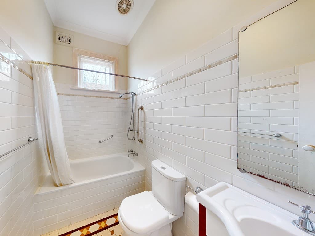 16 Robertson Street, Campsie, NSW, 2194, Campsie - Thumbnail 5