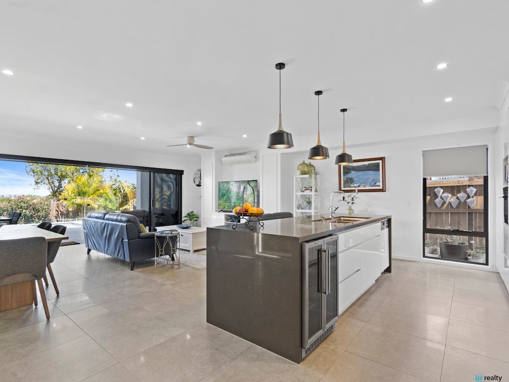 55 Gordon Street, Ormiston, QLD, 4160, Ormiston - Thumbnail 4