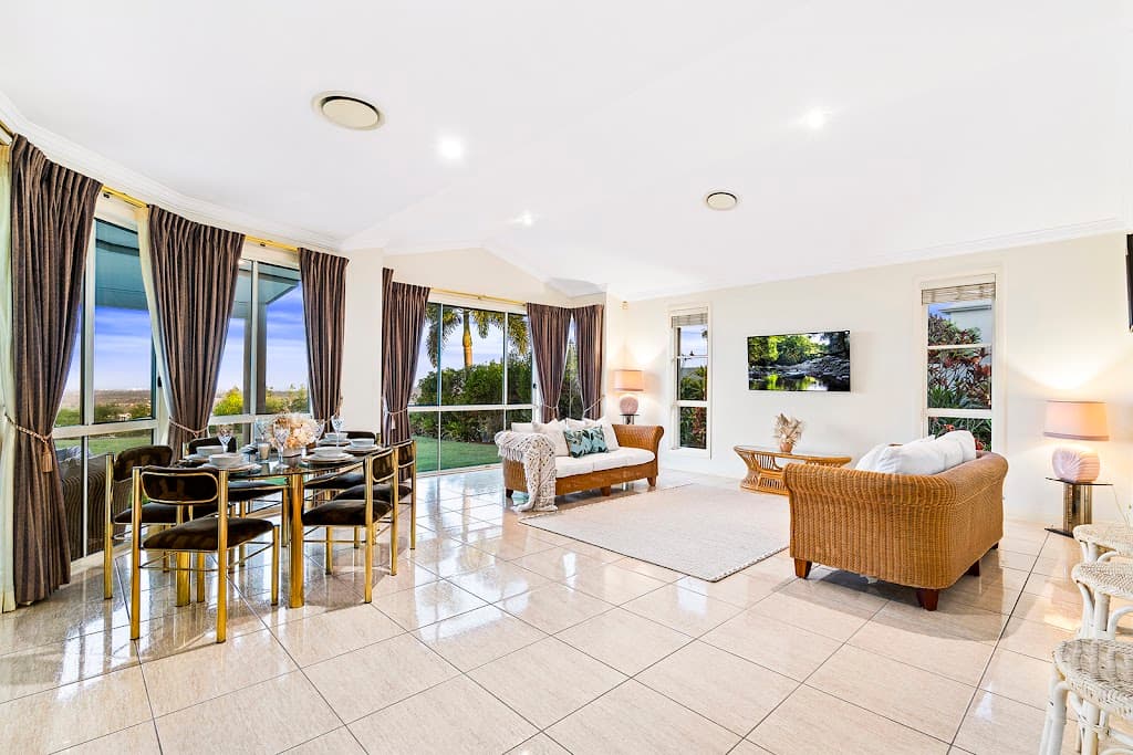 12 Zenith Crescent, Pacific Pines, QLD, 4211, Pacific Pines - Thumbnail 5