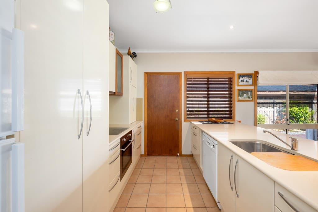 22 Allamanda Street, The Gap, QLD, 4061, The Gap - Thumbnail 5