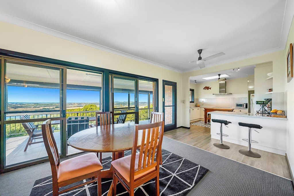 7 Dobbys Crescent, Terranora, NSW, 2486, Terranora - Thumbnail 2