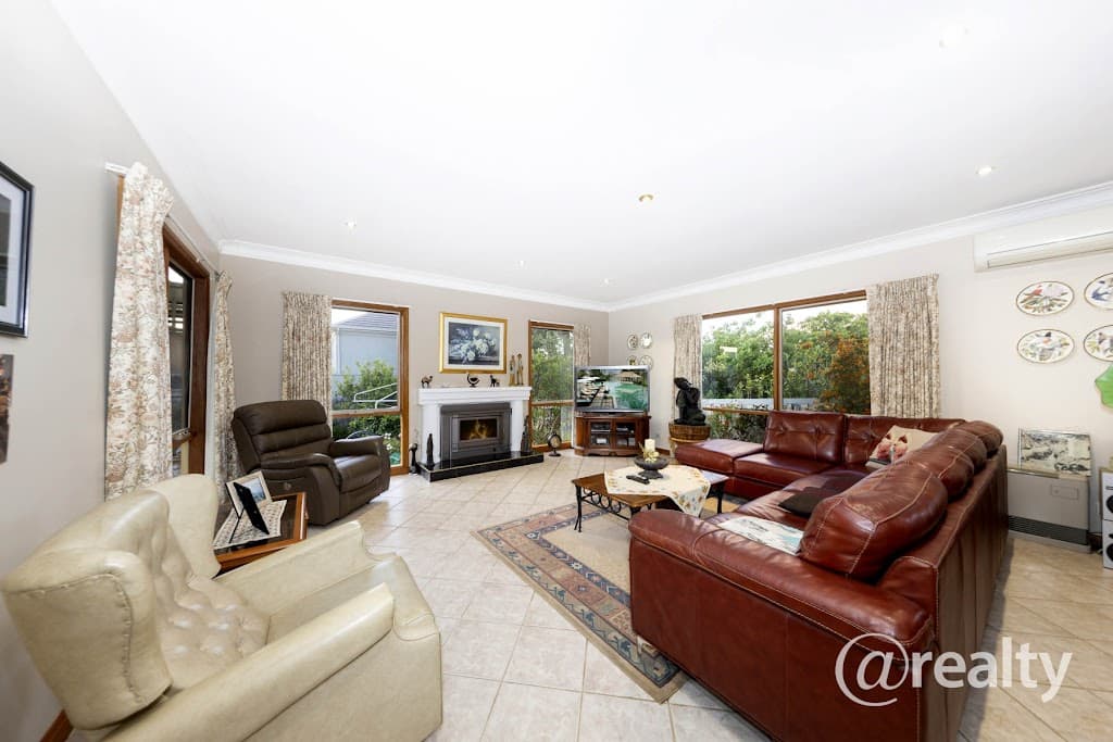 7 Viewpoint Avenue, Glen Waverley, VIC, 3150, Glen Waverley - Thumbnail 7