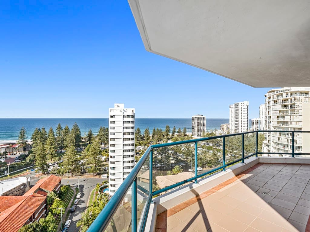 61/22 Montgomery Avenue, Main Beach, QLD, 4217, Main Beach - Thumbnail 3