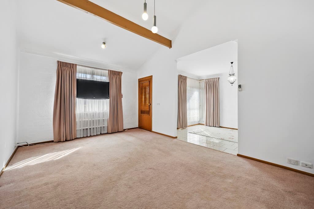 1/129-131 Mossfiel Drive, Hoppers Crossing, VIC, 3029, Hoppers Crossing - Thumbnail 2