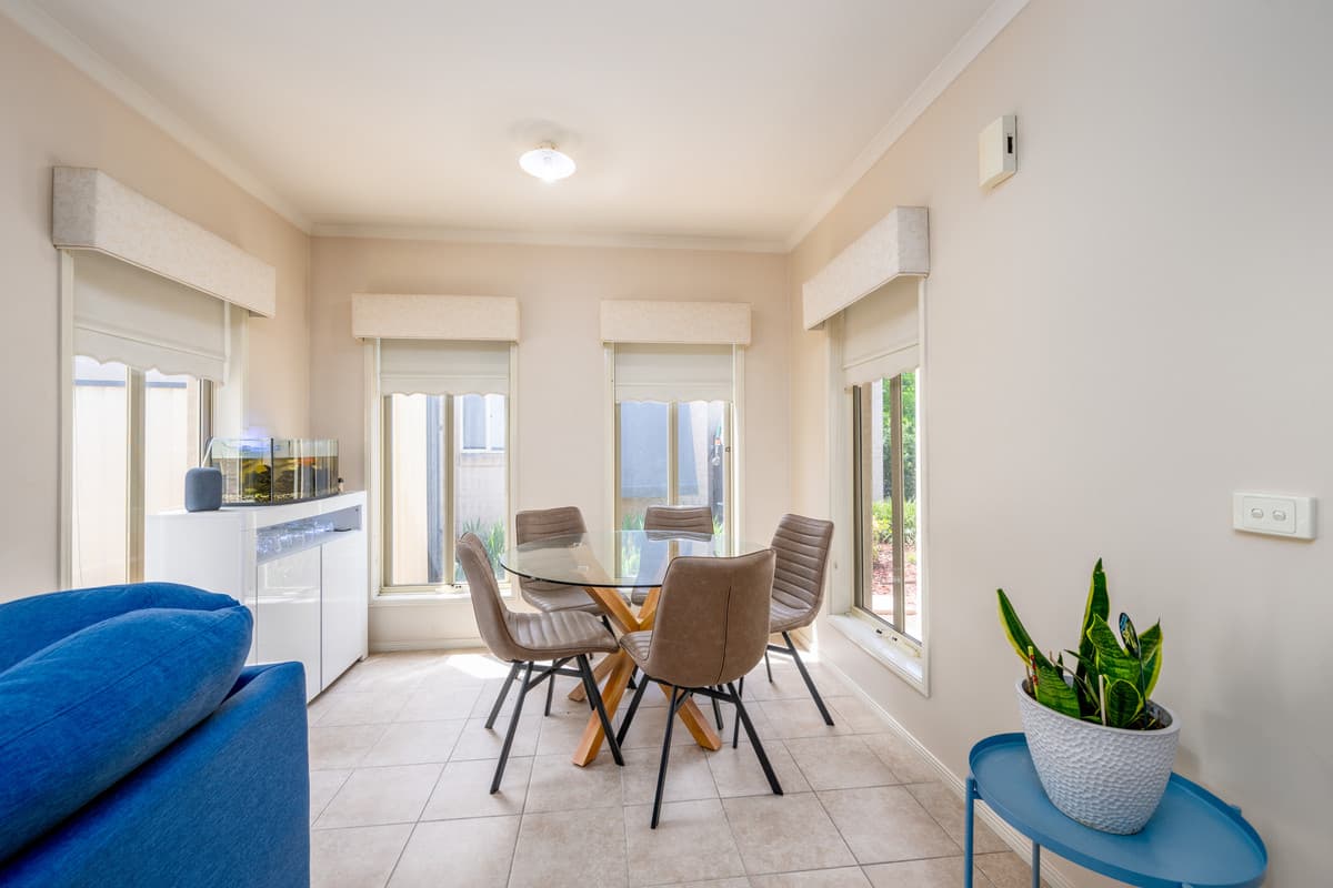 4 / 2-4 Ross Alan Drive, SHEPPARTON VIC 3630, Shepparton - Thumbnail 2