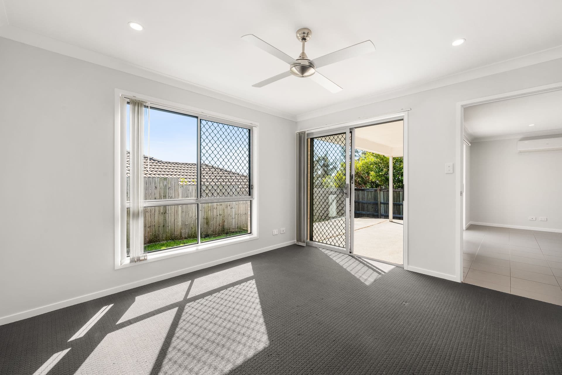 105 East Beaumont Road, Park Ridge, Park Ridge - Thumbnail 4