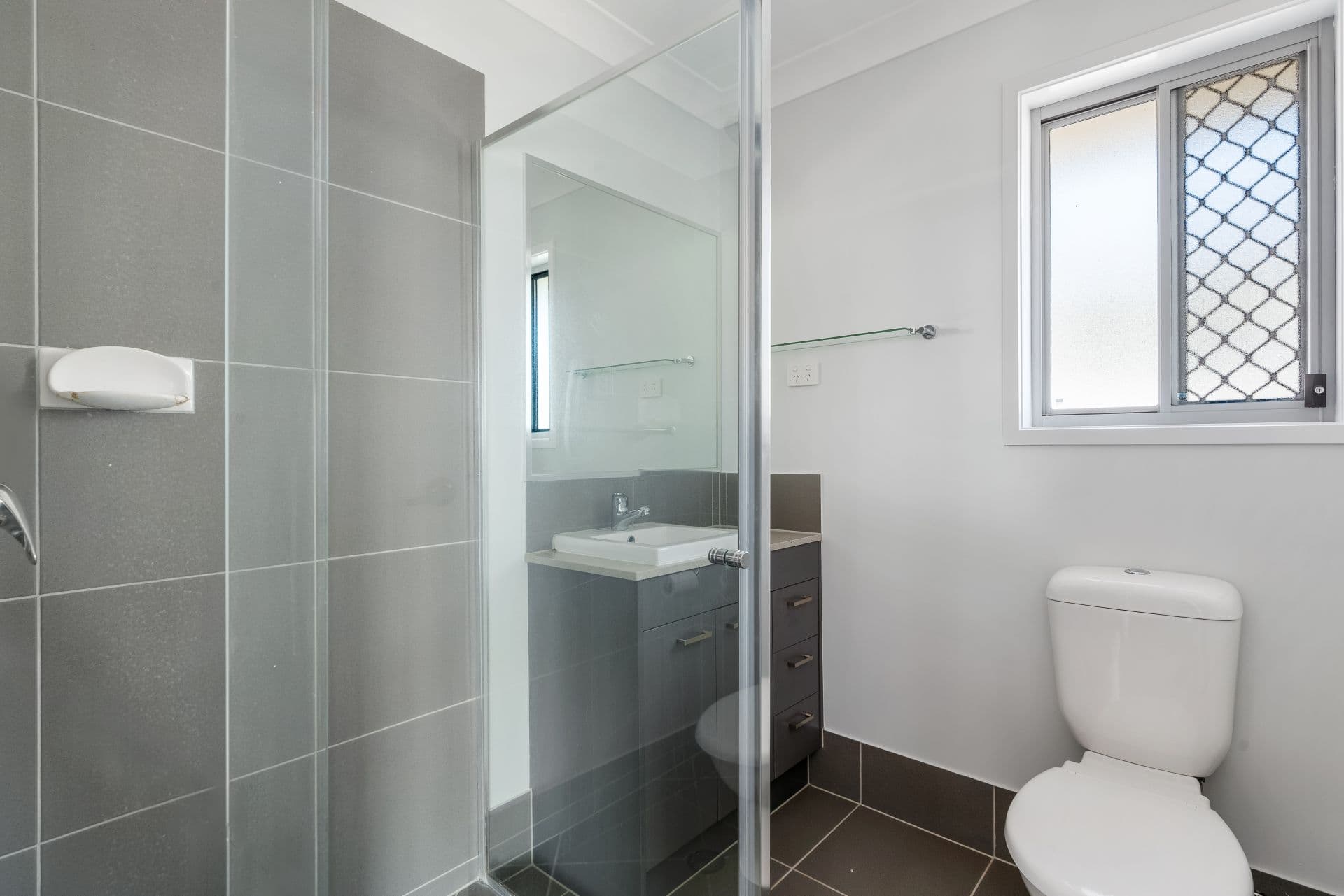 105 East Beaumont Road, Park Ridge, Park Ridge - Thumbnail 5