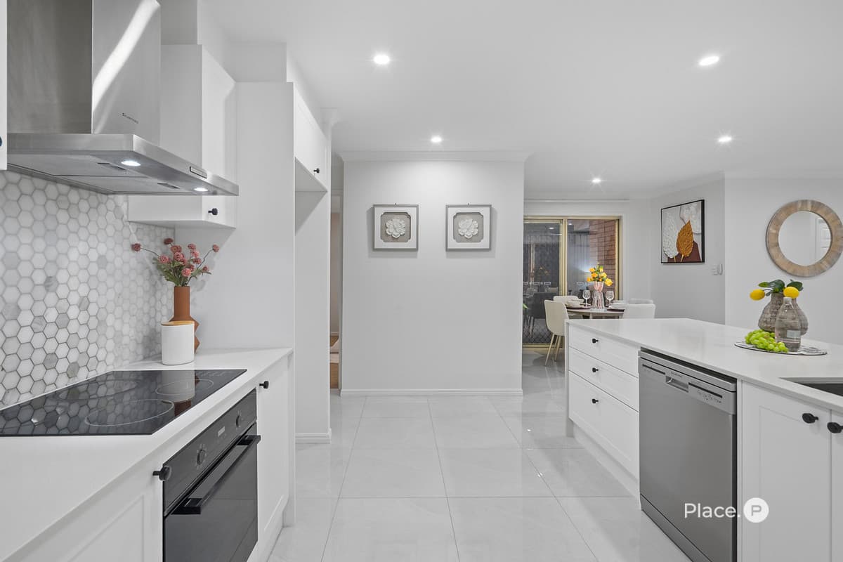 51 Watarrka Drive, Parkinson - Thumbnail 7