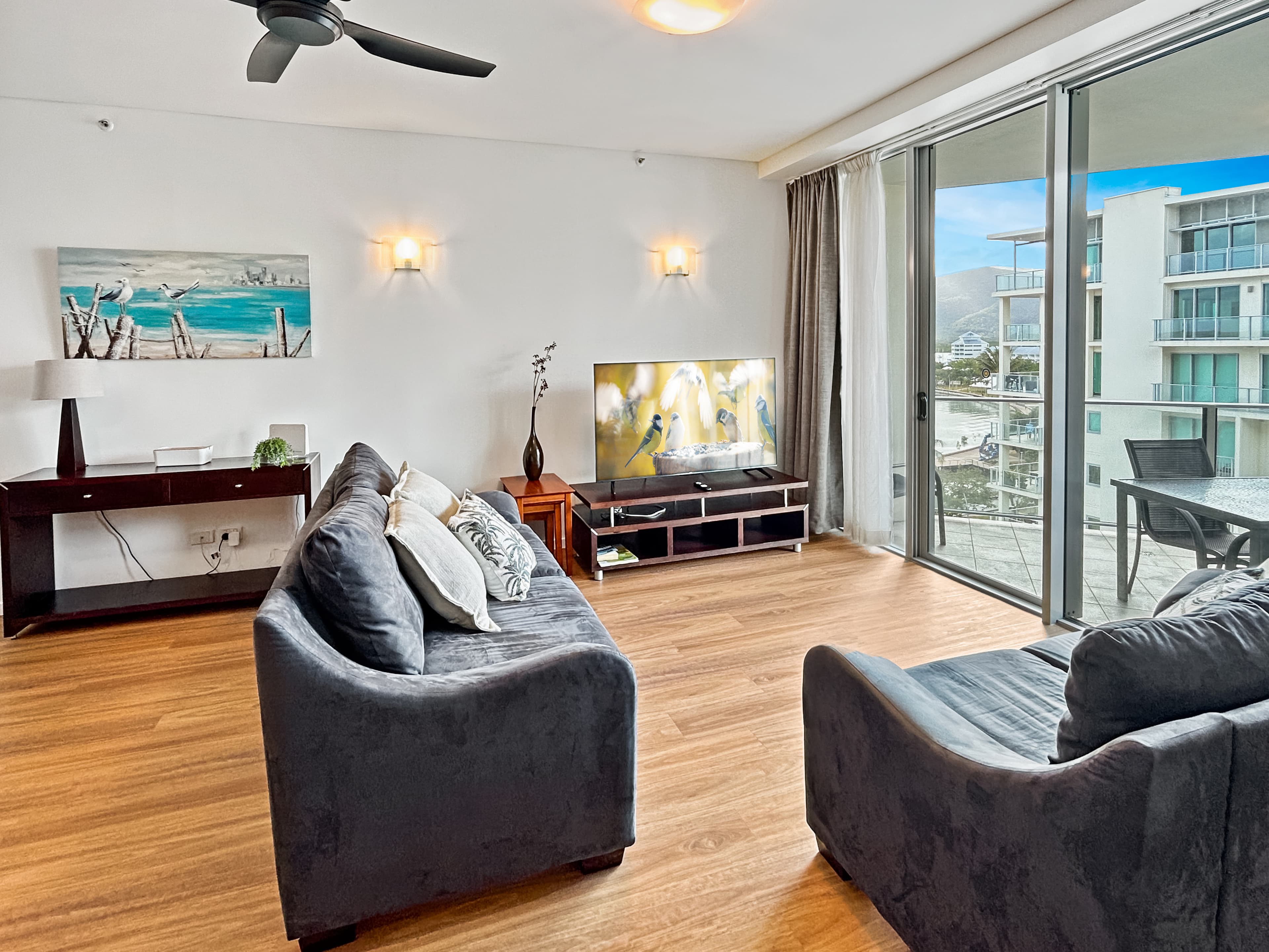 1006/99 Esplanade, Cairns City - Thumbnail 2