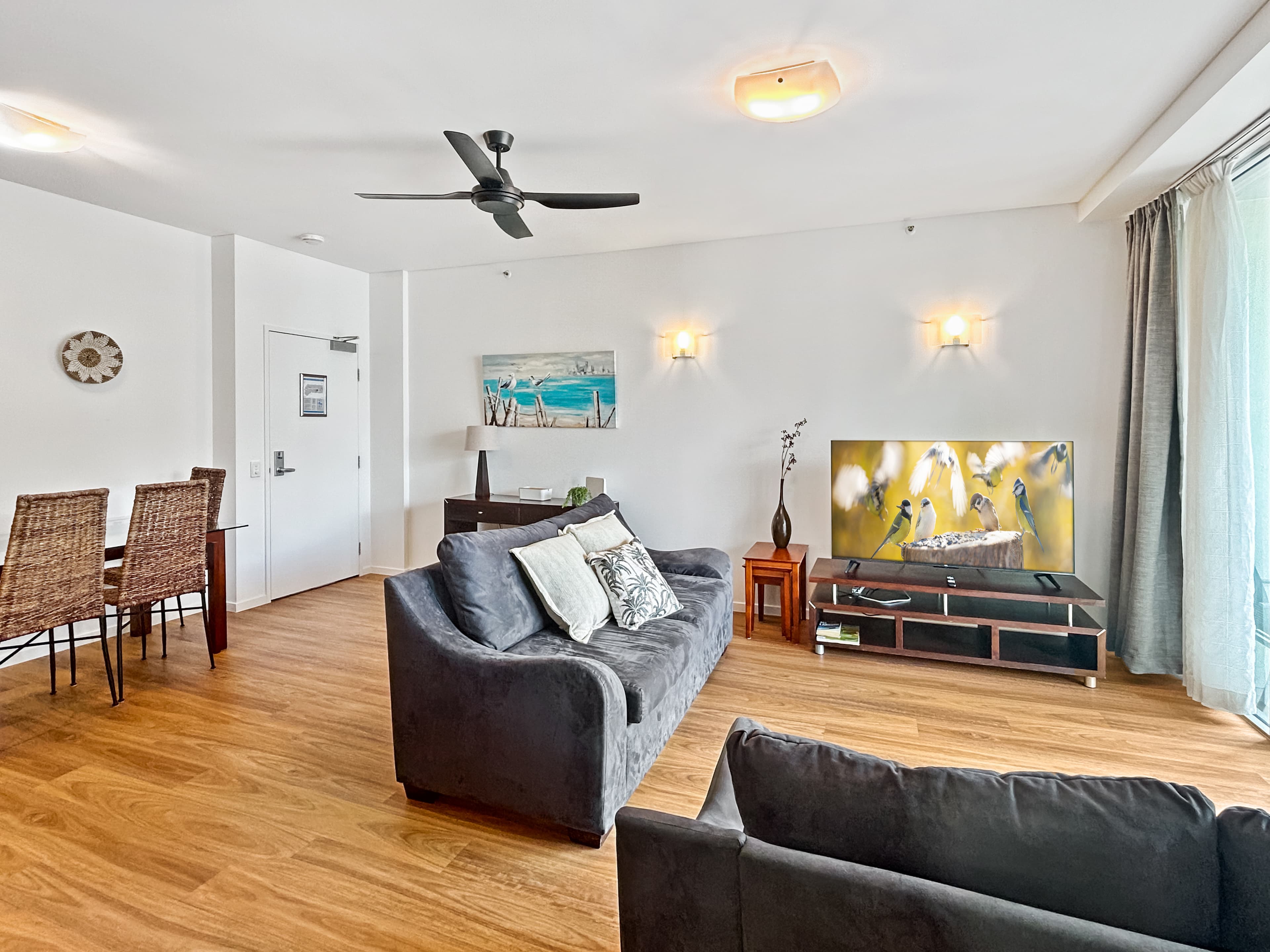 1006/99 Esplanade, Cairns City - Thumbnail 3