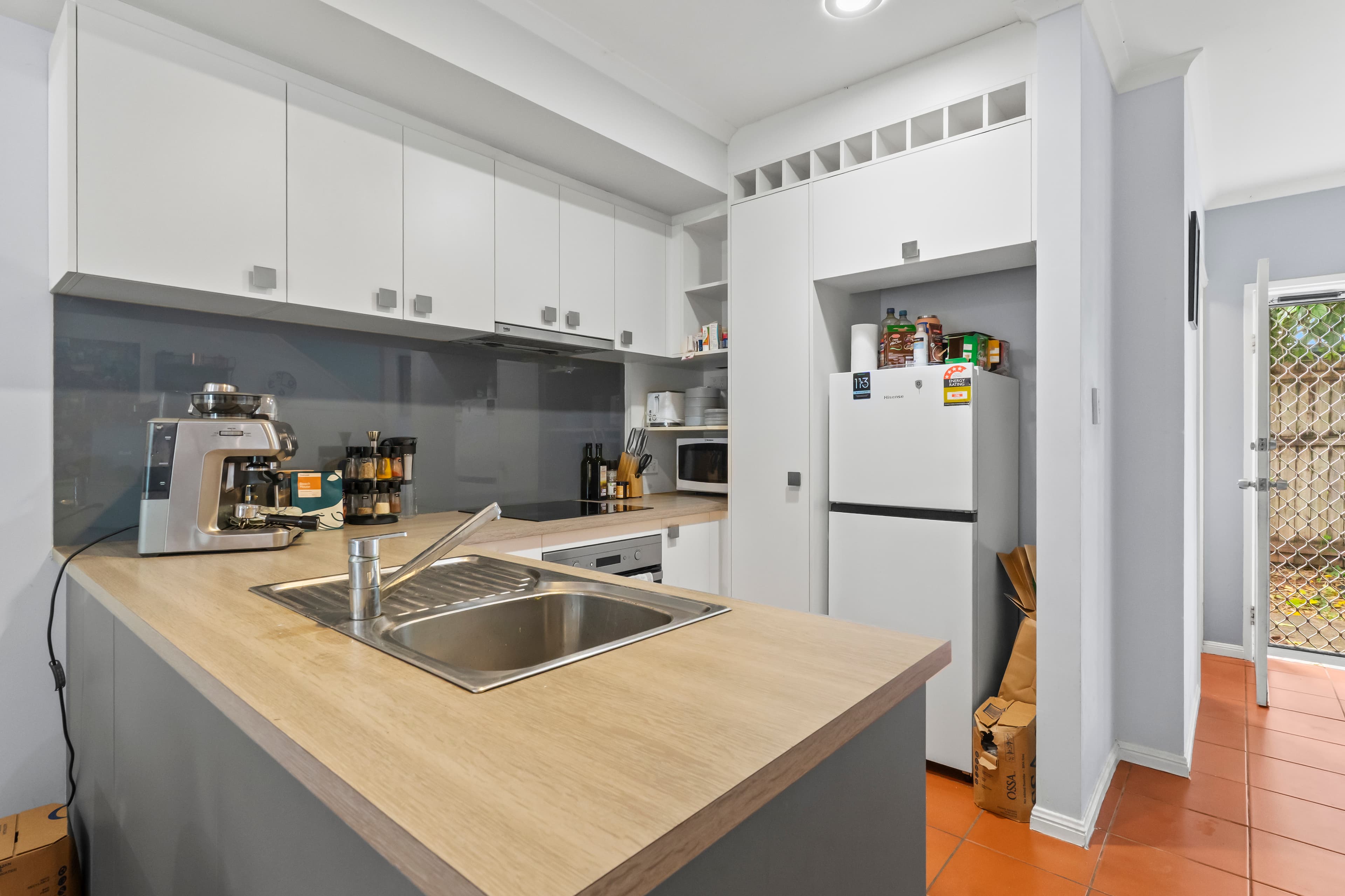 7/6 Tenni Street, Redlynch - Thumbnail 2