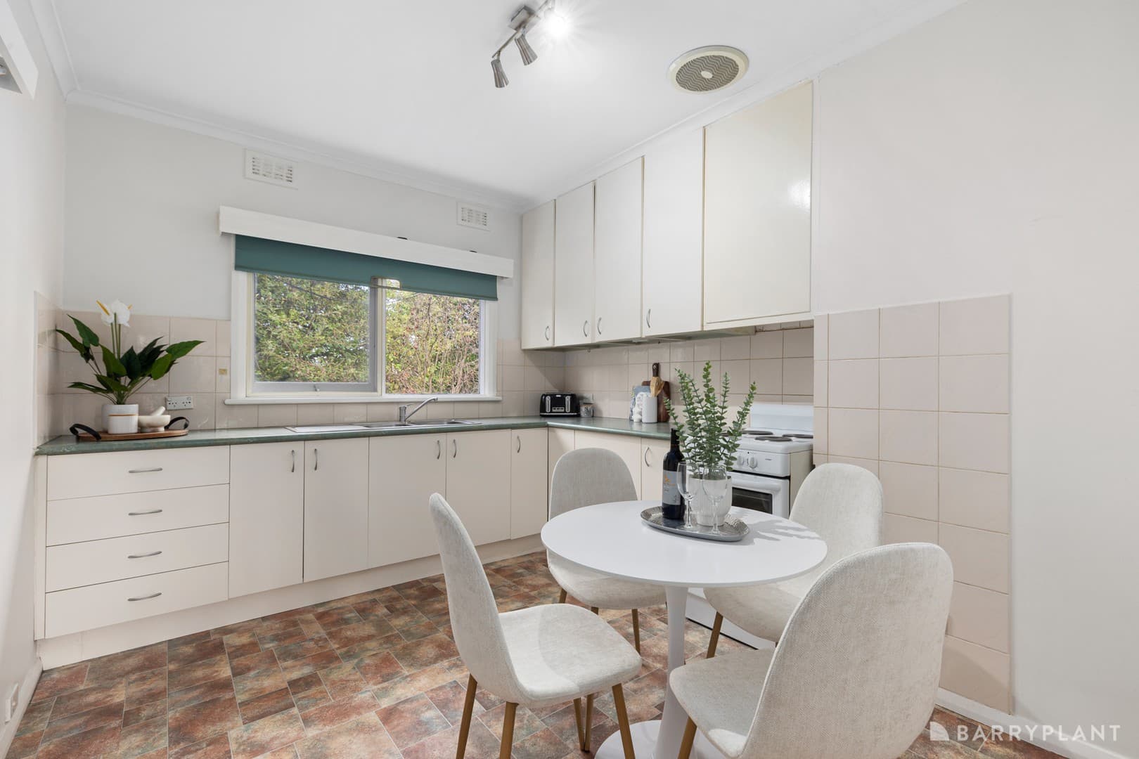 73 Heywood Street, Ringwood, VIC 3134, Ringwood - Thumbnail 4