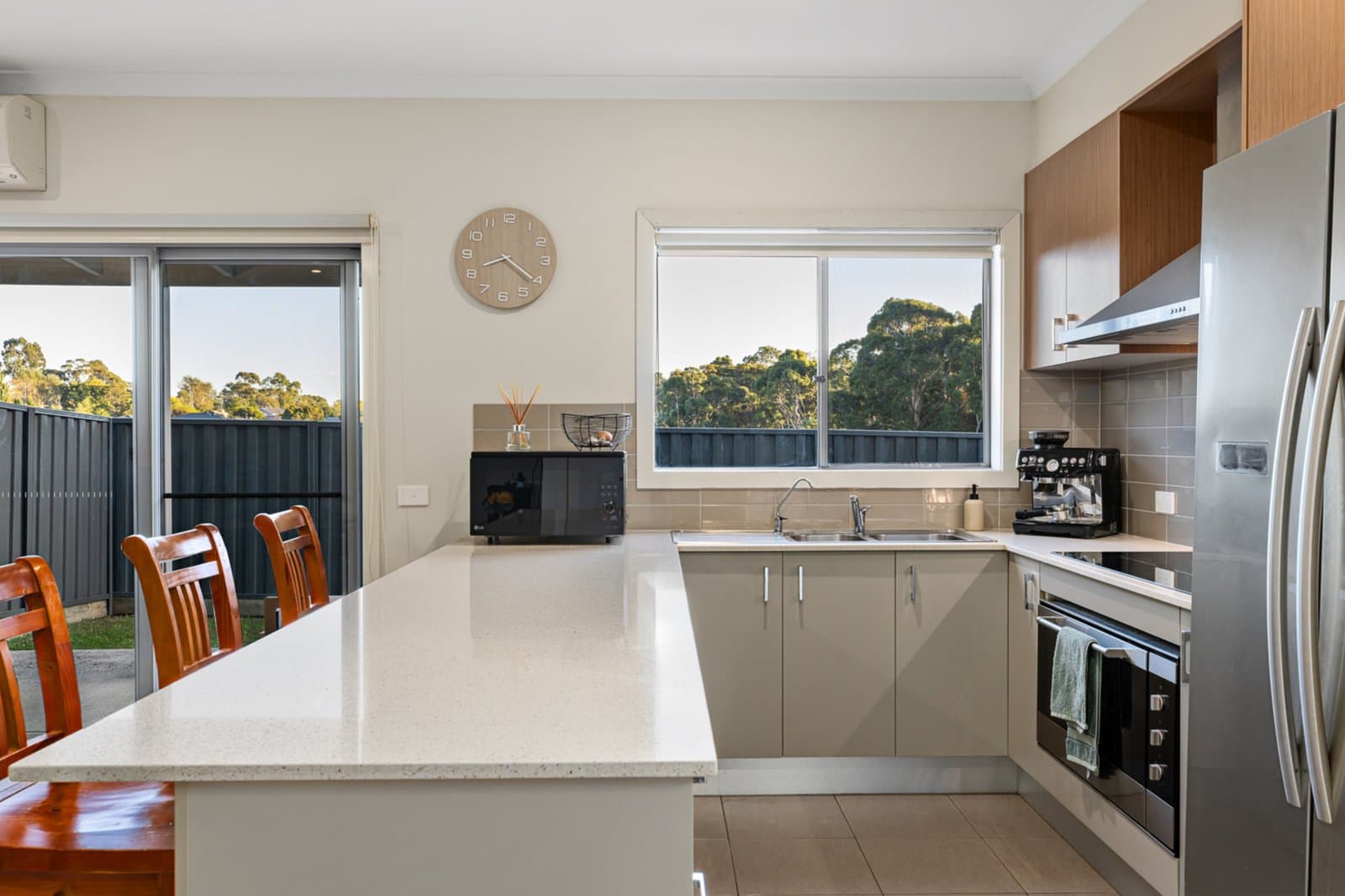 39 Lucia Crescent, Mount Clear, Mount Clear - Thumbnail 2