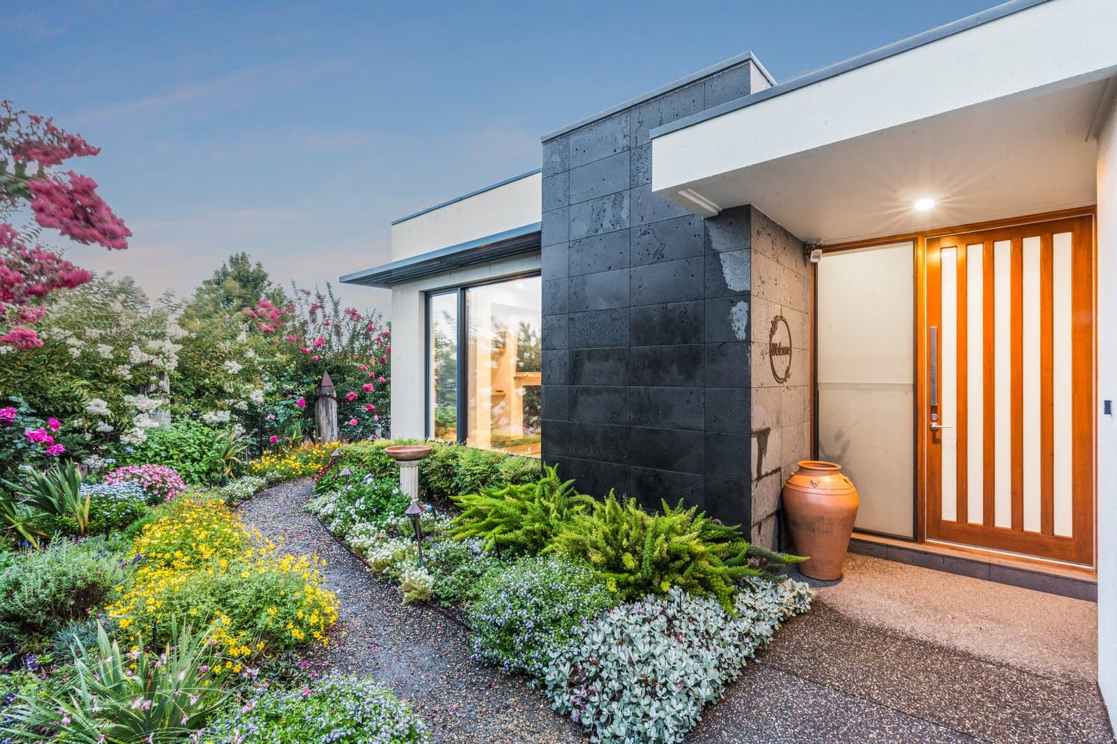 24 Dartmoor Drive, Highton, Highton - Thumbnail 2