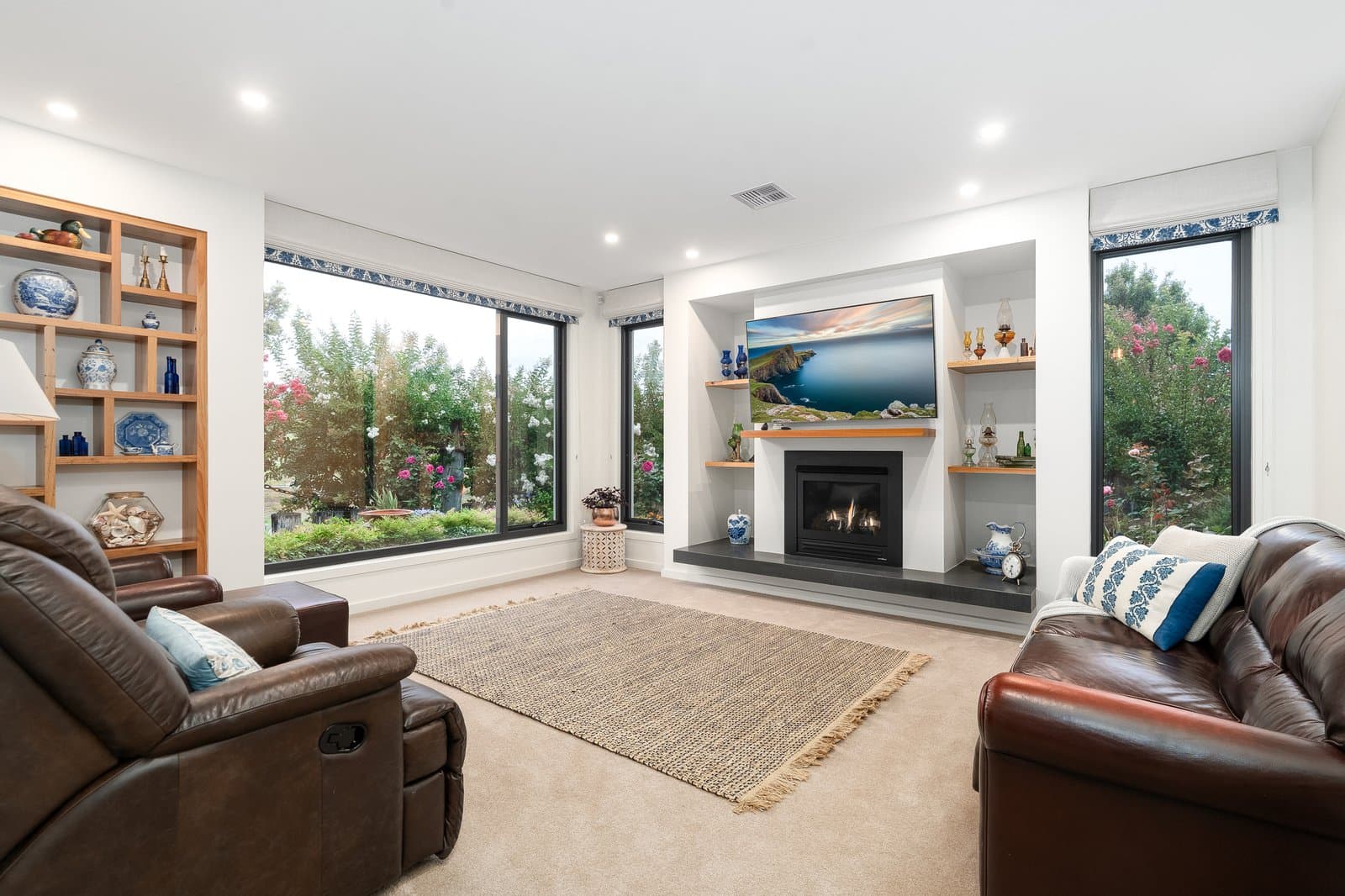 24 Dartmoor Drive, Highton, Highton - Thumbnail 4