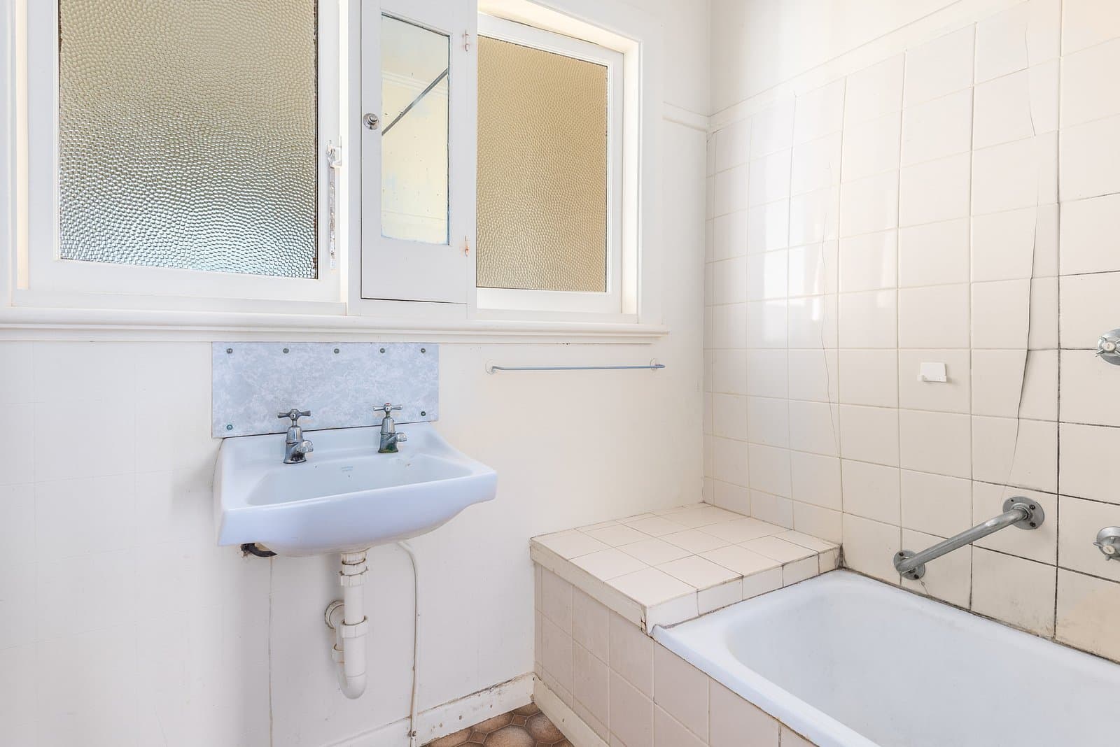 1 Garlick Avenue, Newtown, Newtown - Thumbnail 7