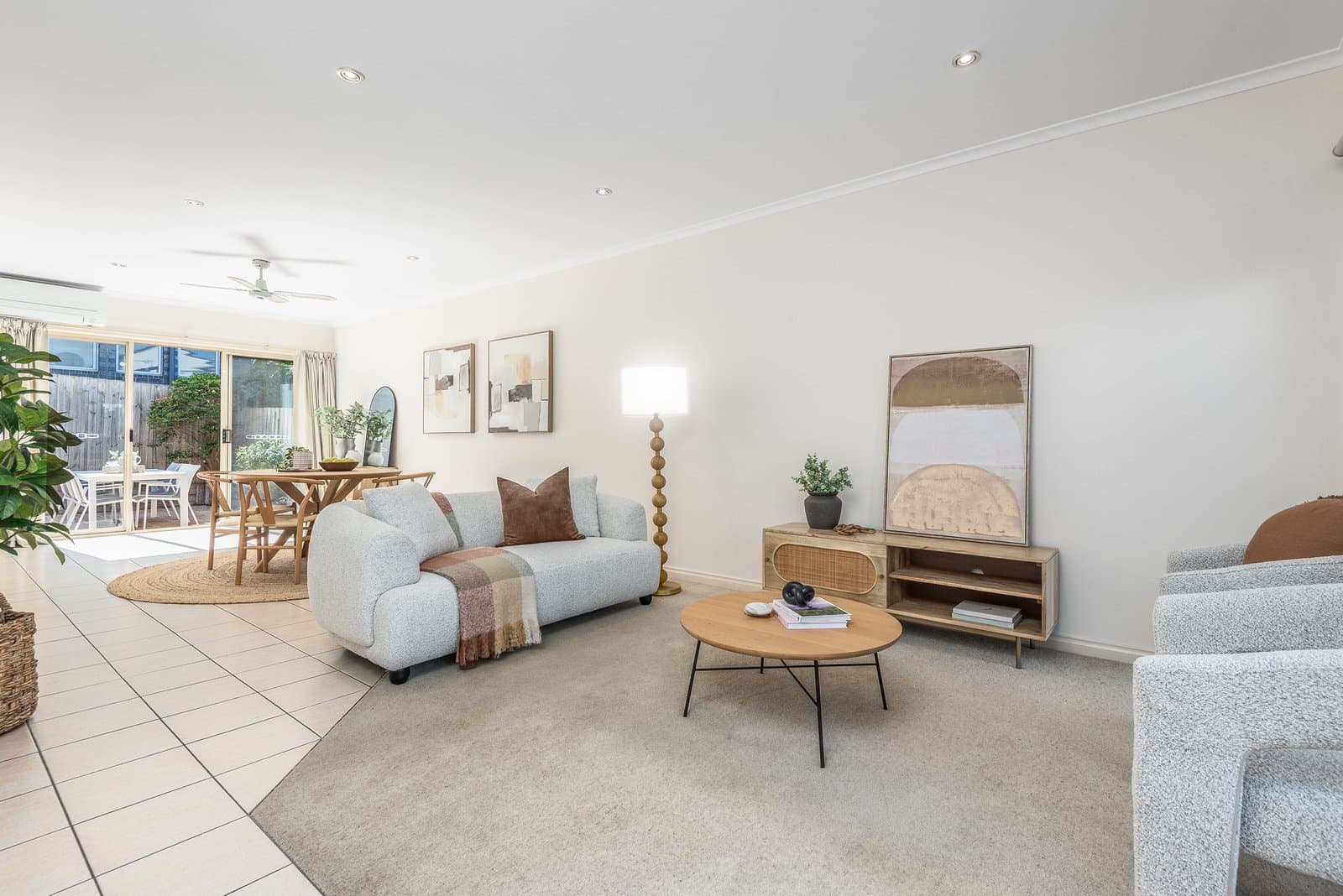 2/66 Noble Street, Newtown, Newtown - Thumbnail 2