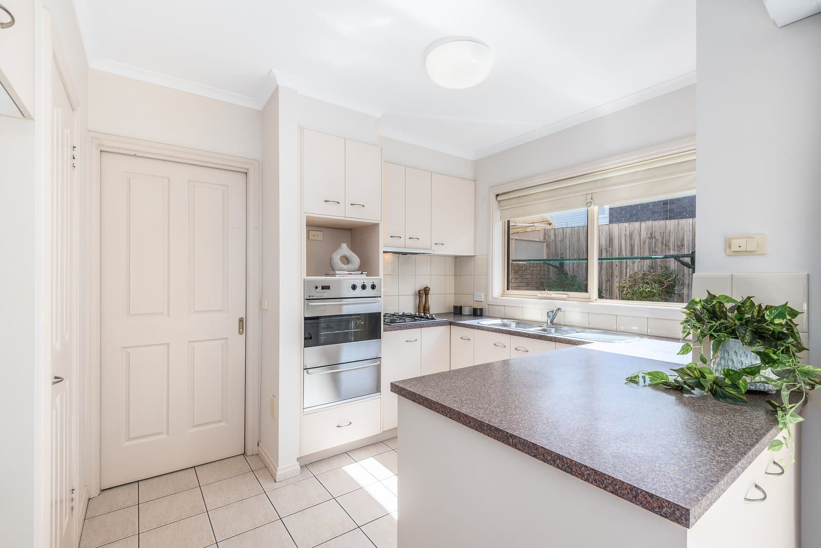 2/66 Noble Street, Newtown, Newtown - Thumbnail 6