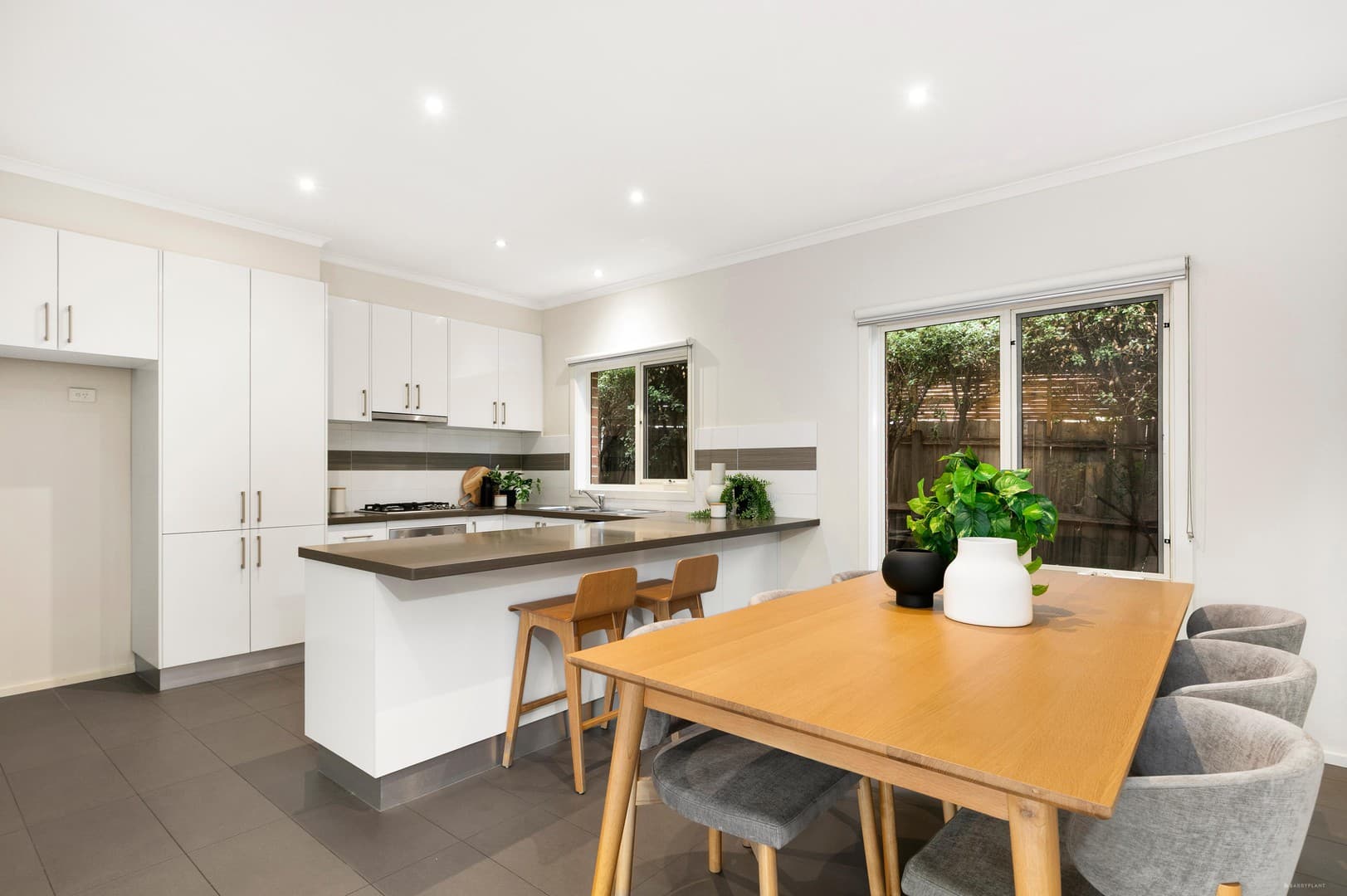 2/36 Kulnine Avenue, Mitcham, VIC 3132, Mitcham - Thumbnail 4